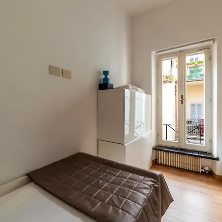 Via Del Pie Di Marmo Private