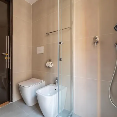 Via Del Pie Di Marmo Private Appartement *
