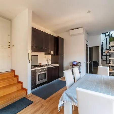 Via Del Pie Di Marmo Private * Ρώμη