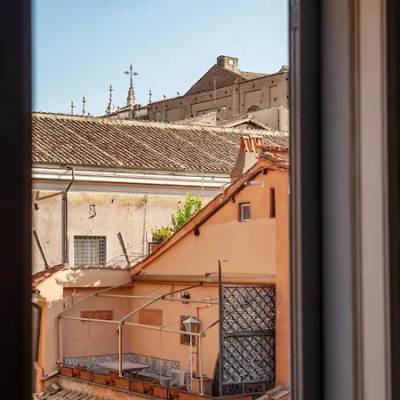 Via Del Pie Di Marmo Private Rome