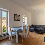 Apartment Via Del Pie Di Marmo Private Rome